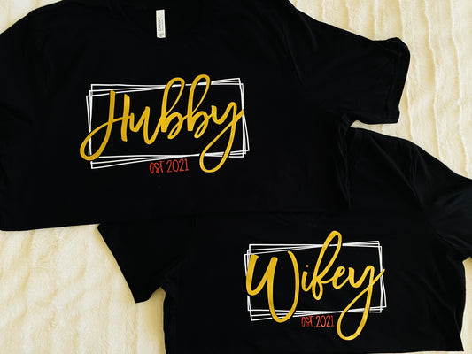 👩🏾‍❤️‍👨🏽 Newlyweds Vibing Tee